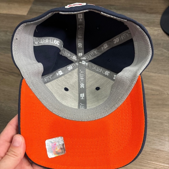 Chicago Bears Hat New Era Small-Medium NFL 3930 Cap Curved‎ Brim Blue - Picture 9 of 9